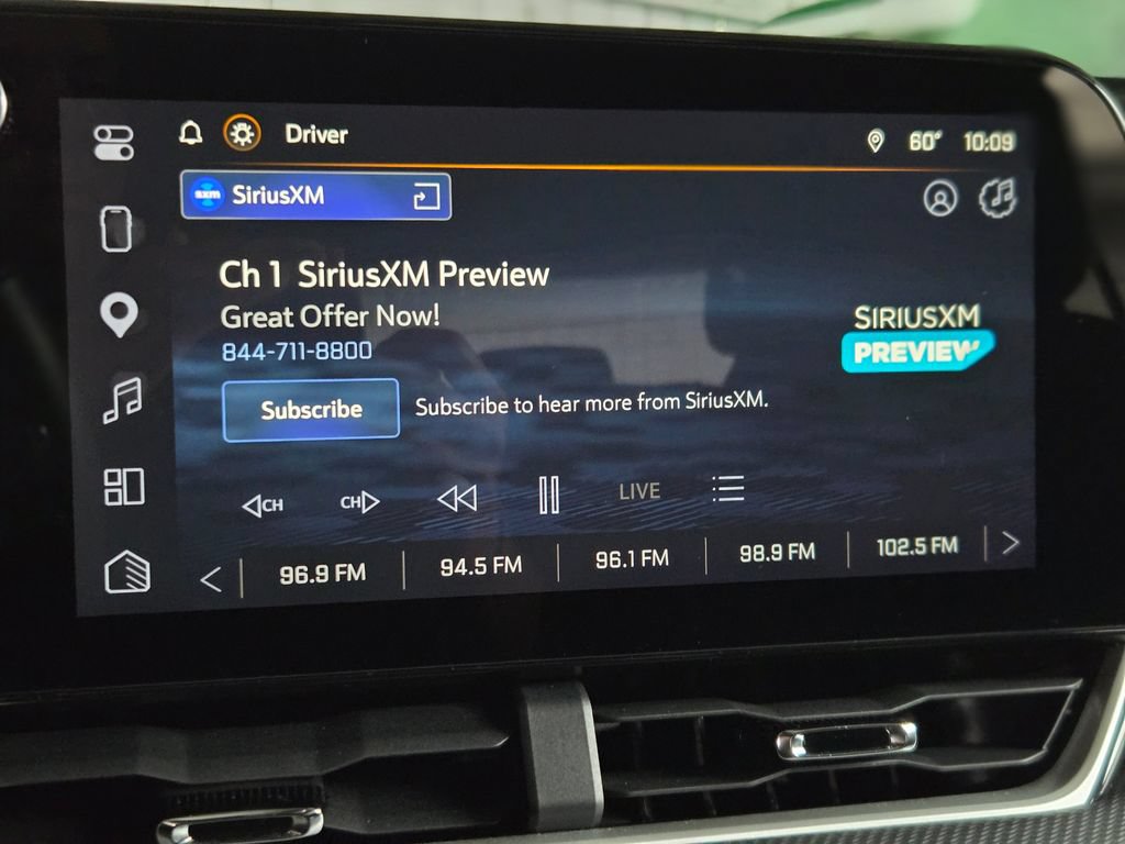 Used 2026 Chevrolet Equinox LT FWD image 5