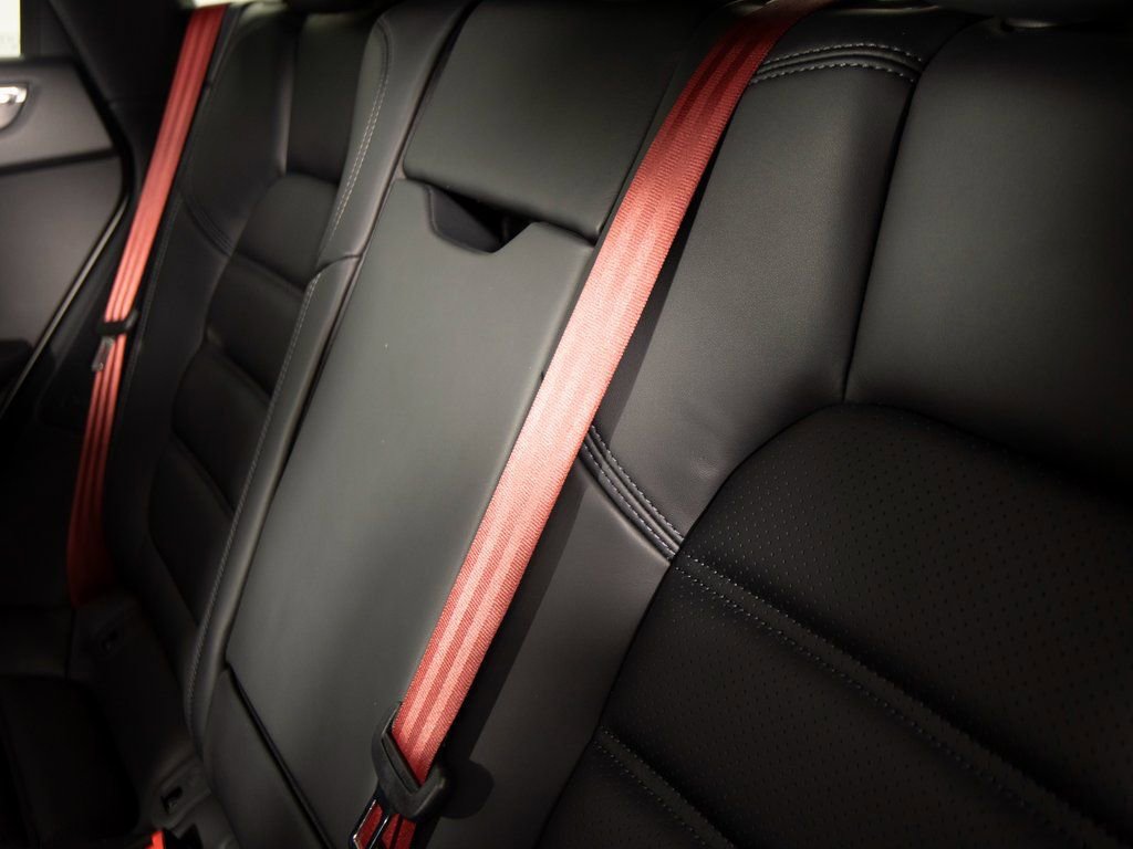 New 2026 Porsche Macan GTS image 41