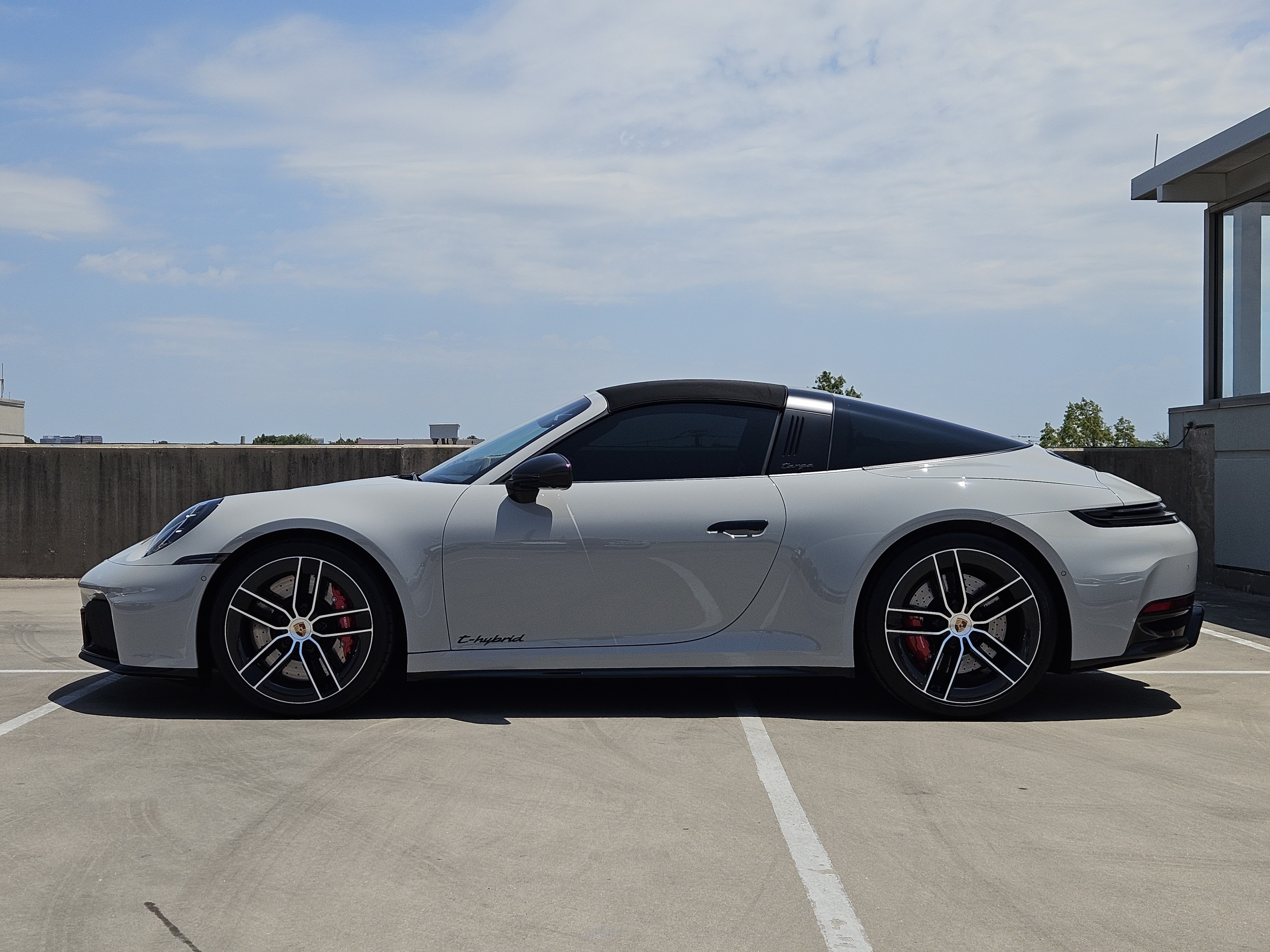 Certified 2026 Porsche 911 Targa 4 GTS AWD/4WD image 2
