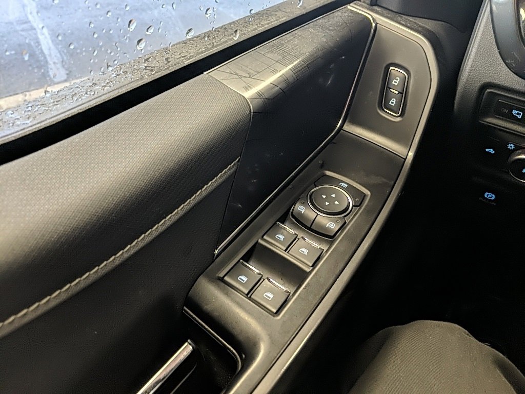 Certified 2022 Ford F150 XLT w/ Equipment Group 302A High image 26