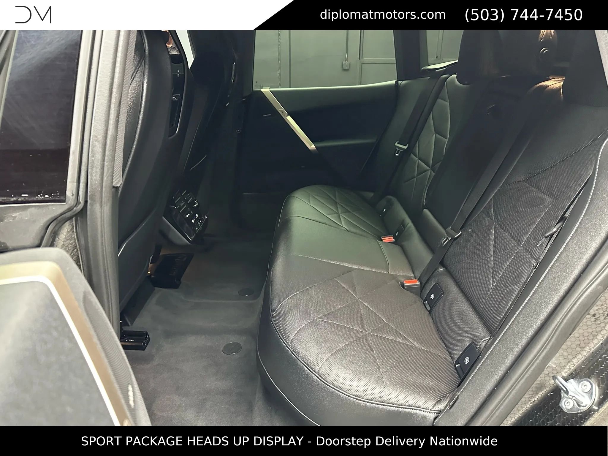 Used 2025 BMW iX xDrive50 w/ Sport Package image 23