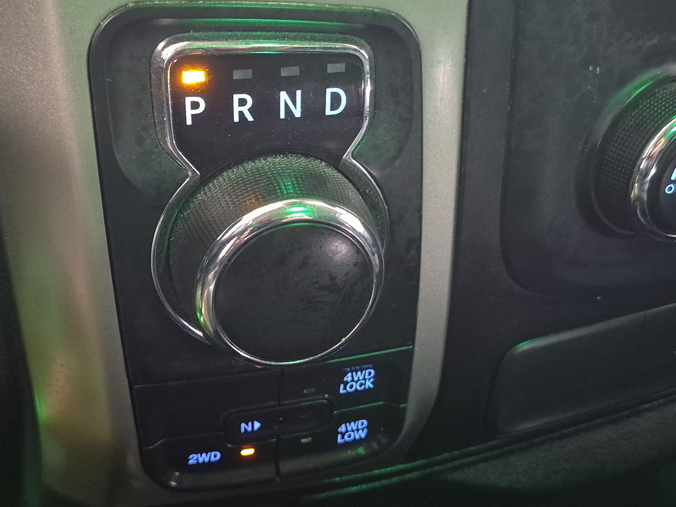 Used 2014 RAM 1500 Classic SLT AWD/4WD image 26