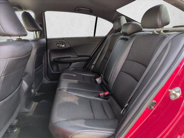 Used 2017 Honda Accord Sport image 17