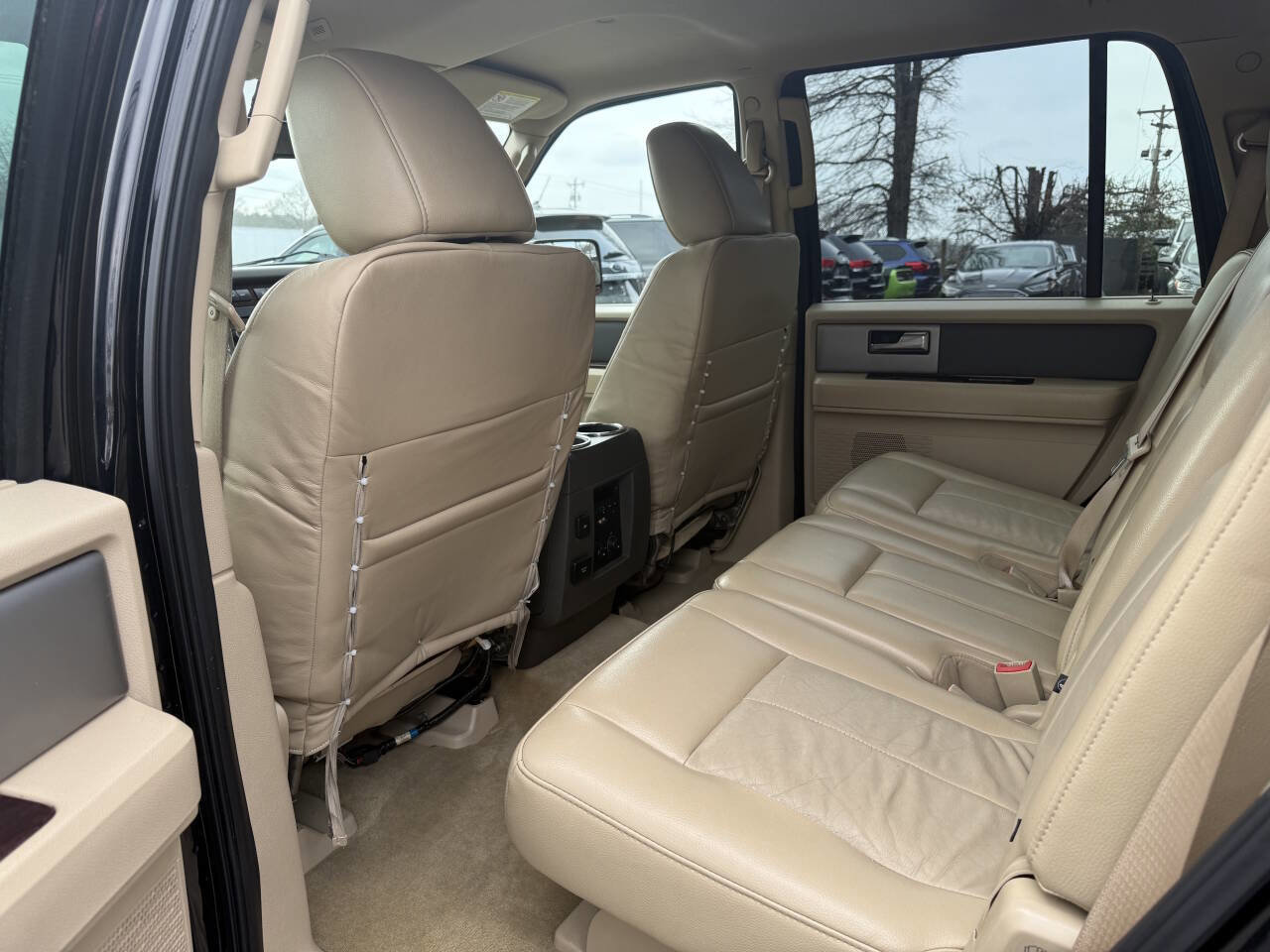 Used 2012 Ford Expedition XLT image 10