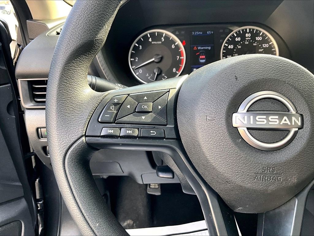 Used 2025 Nissan Sentra S FWD image 8