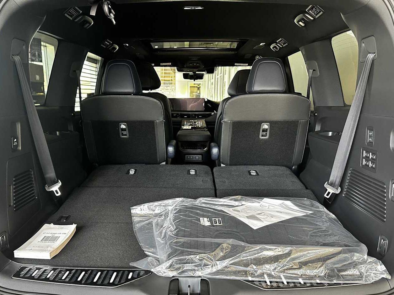 New 2027 INFINITI QX80 Sensory w/ Sport Exterior Package AWD/4WD image 10