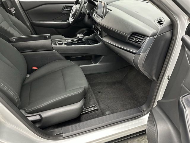 Used 2024 Nissan Rogue S image 24