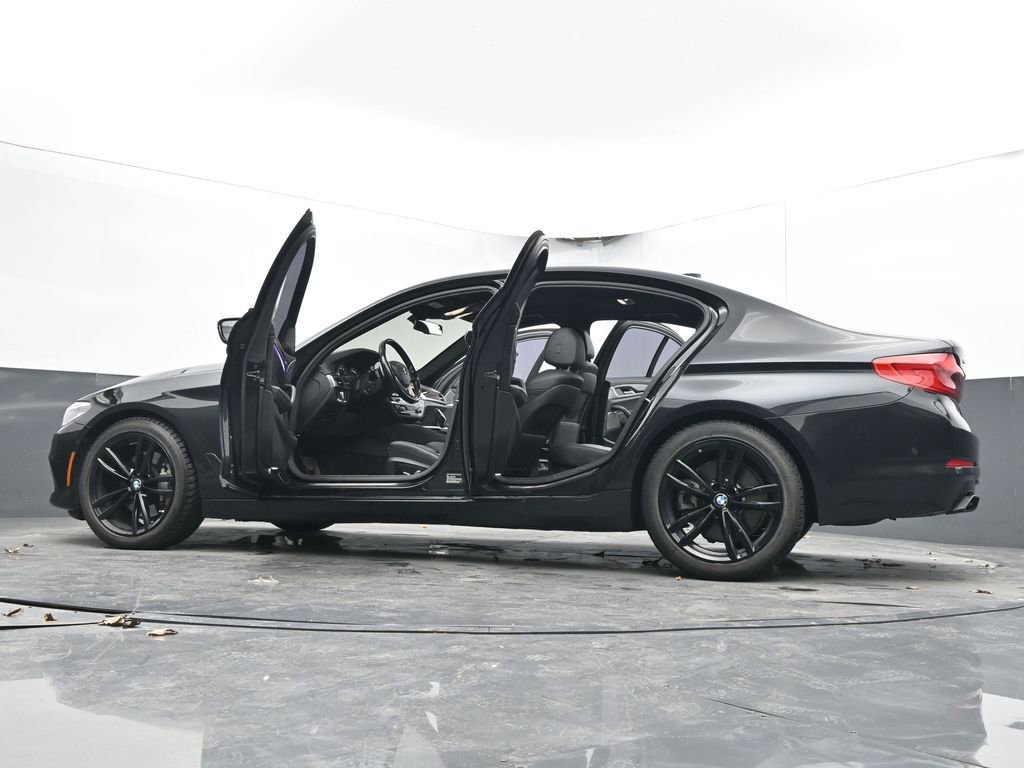 Used 2017 BMW 540i xDrive image 53