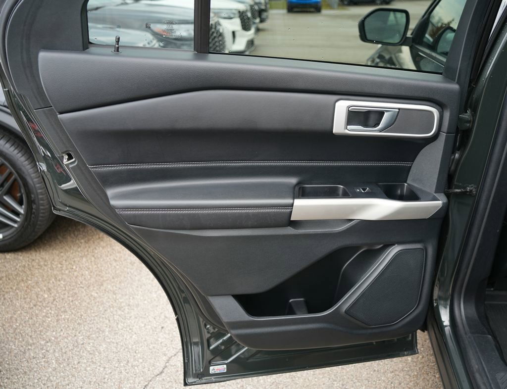 Used 2022 Ford Explorer XLT w/ Class IV Trailer Tow Package image 22