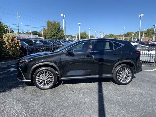Used 2024 Lexus NX 300h AWD w/ Luxury Package image 5