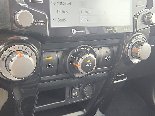 Used 2024 Toyota 4Runner TRD Off-Road AWD/4WD image 11