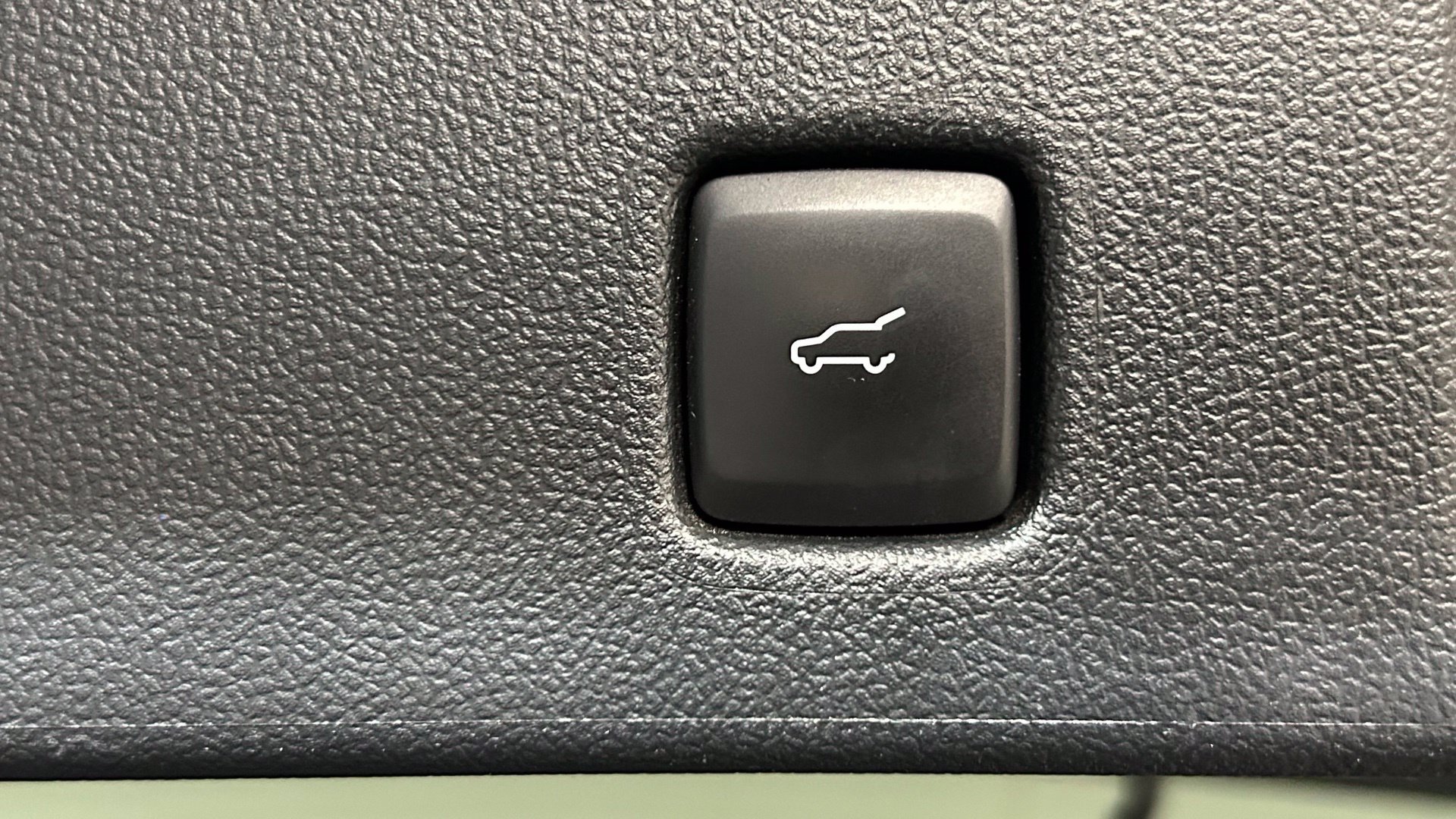 Used 2024 Ford Escape Active AWD/4WD image 26