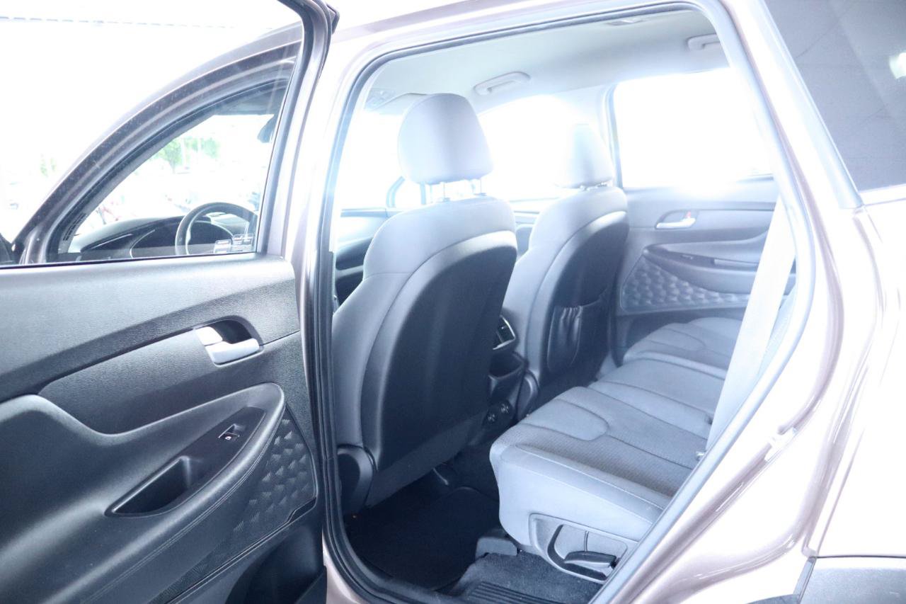 Used 2020 Hyundai Santa Fe SEL FWD image 28