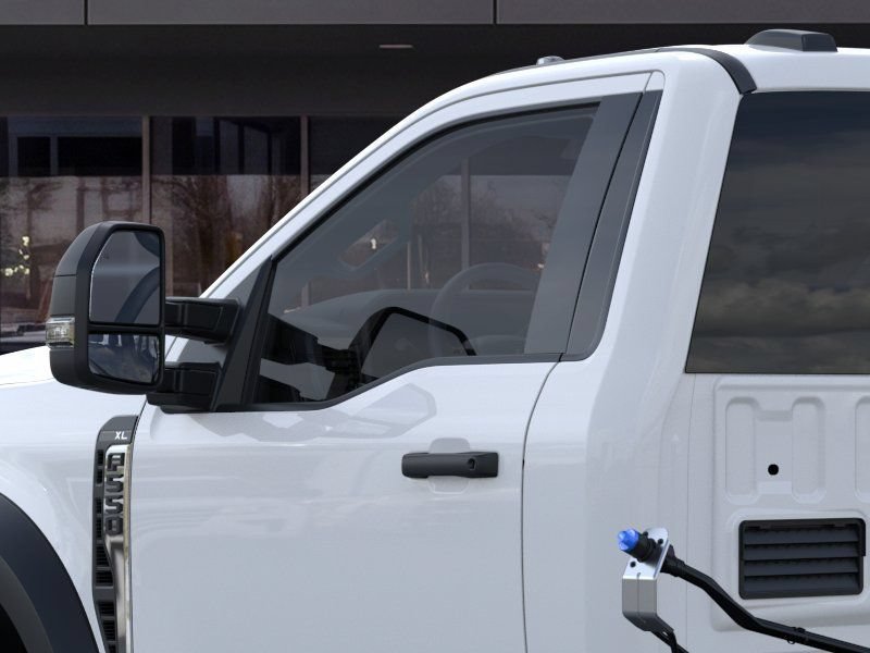 New 2025 Ford F550 4x4 Regular Cab Super Duty image 21