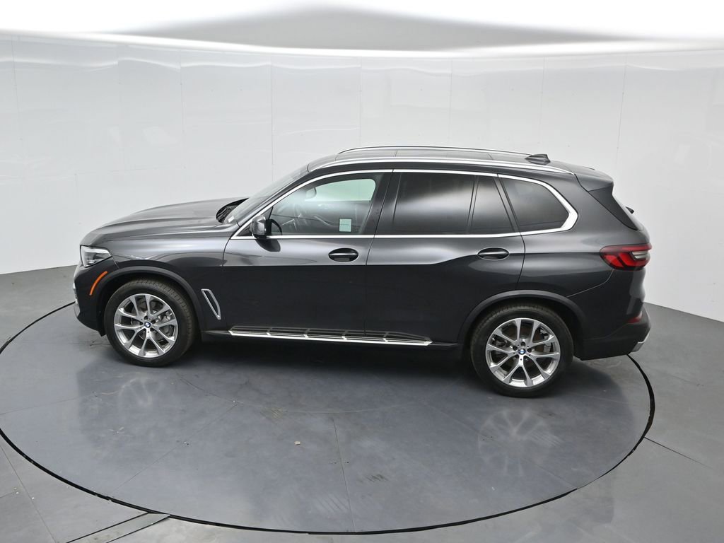 Used 2023 BMW X5 xDrive40i AWD/4WD image 46