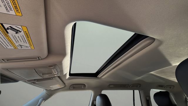 Used 2023 Nissan Armada SL RWD image 19