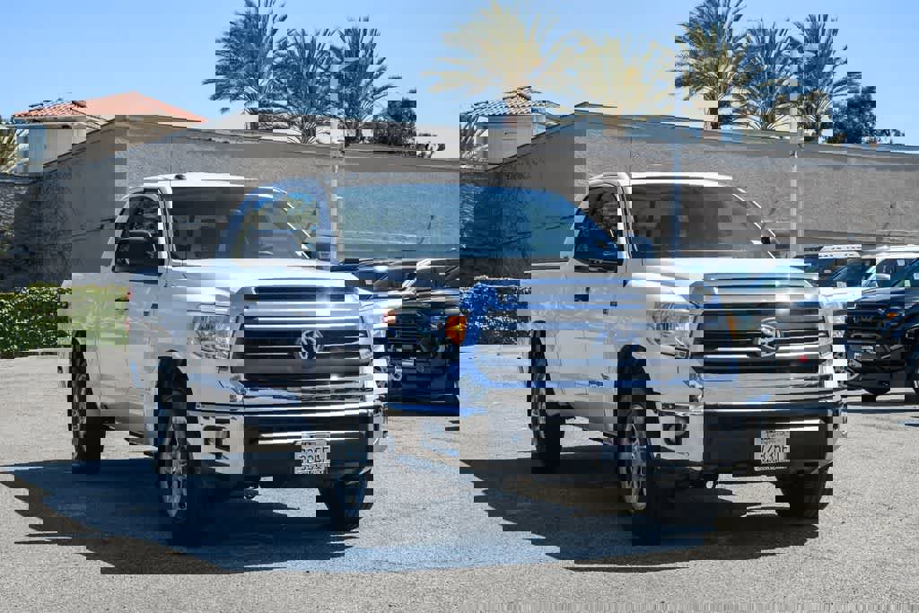 Used 2014 Toyota Tundra SR5 w/ SR5 Upgrade Package RWD image 3