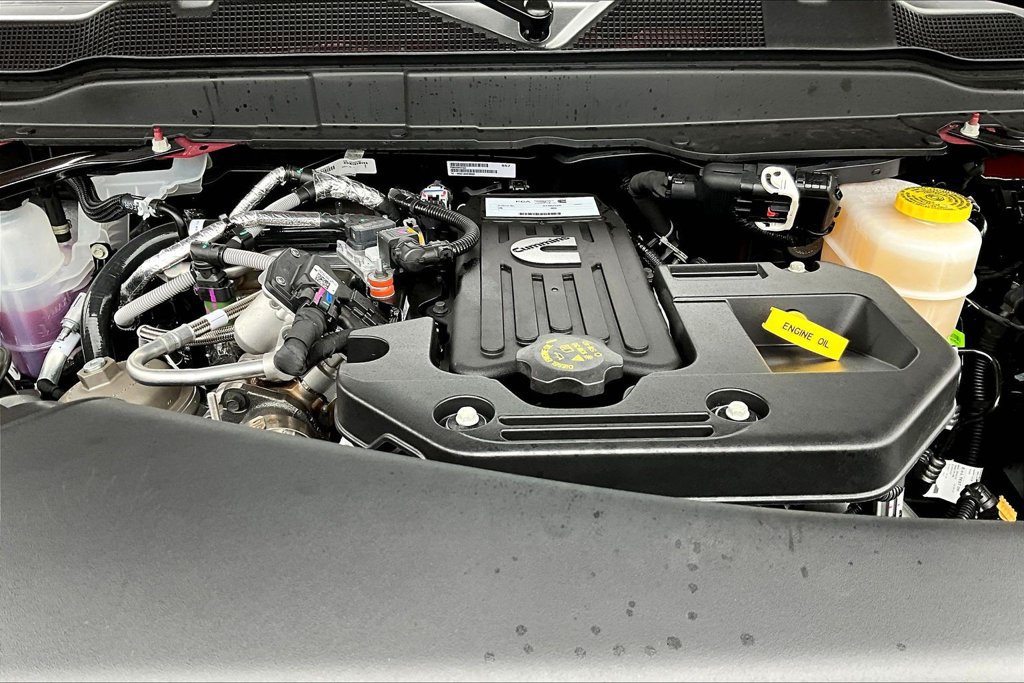 New 2027 RAM 3500 Big Horn AWD/4WD image 12