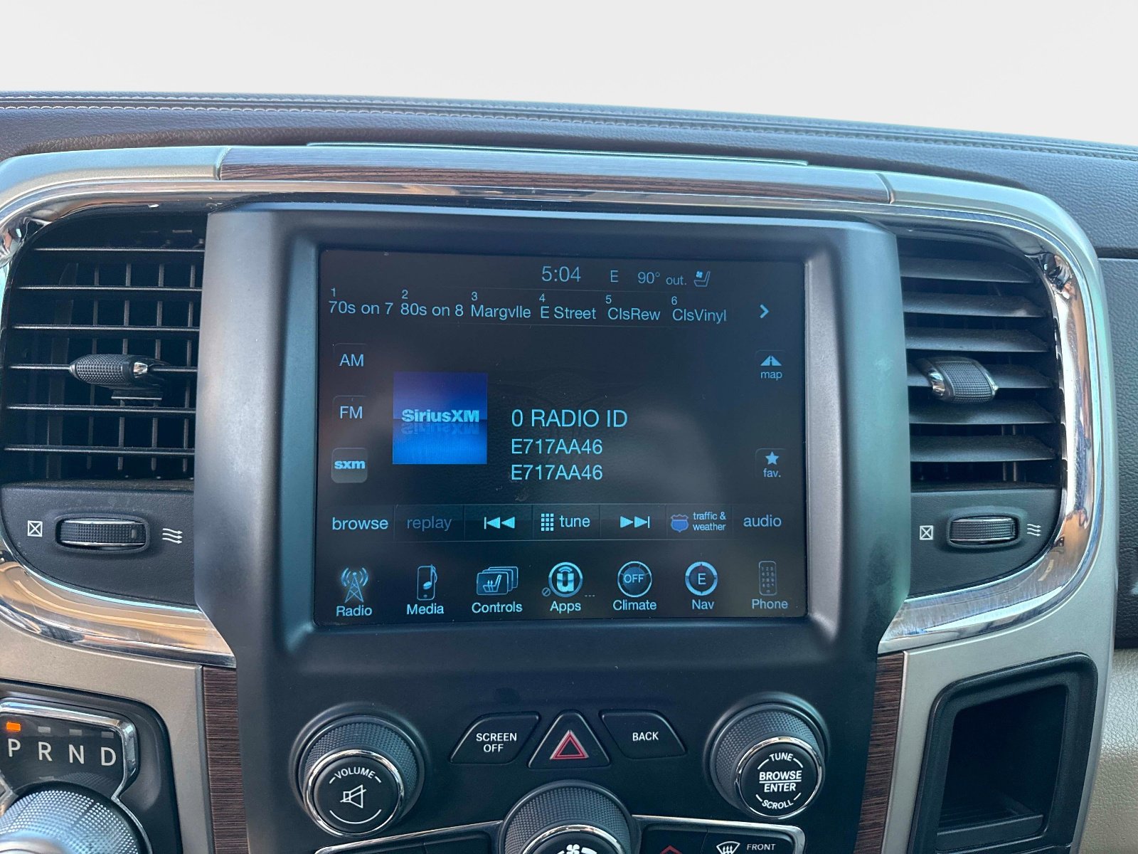 Used 2017 RAM 1500 Laramie w/ Convenience Group image 23