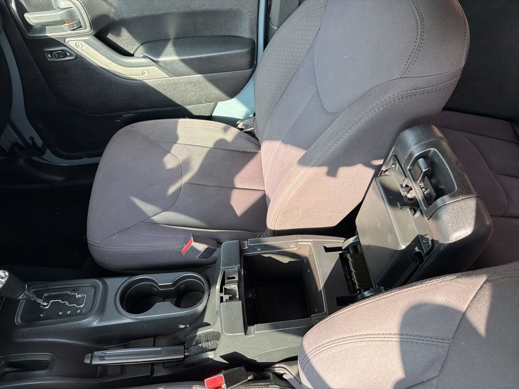 Used 2015 Jeep Wrangler Sport w/ Quick Order Package 24S image 31