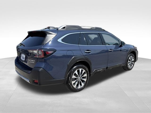 Used 2025 Subaru Outback Touring AWD/4WD image 7