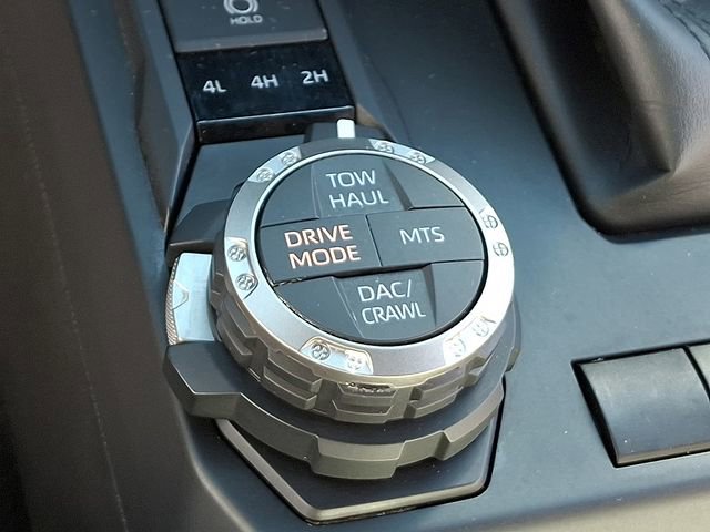 Used 2025 Toyota Tacoma TRD Off-Road image 27
