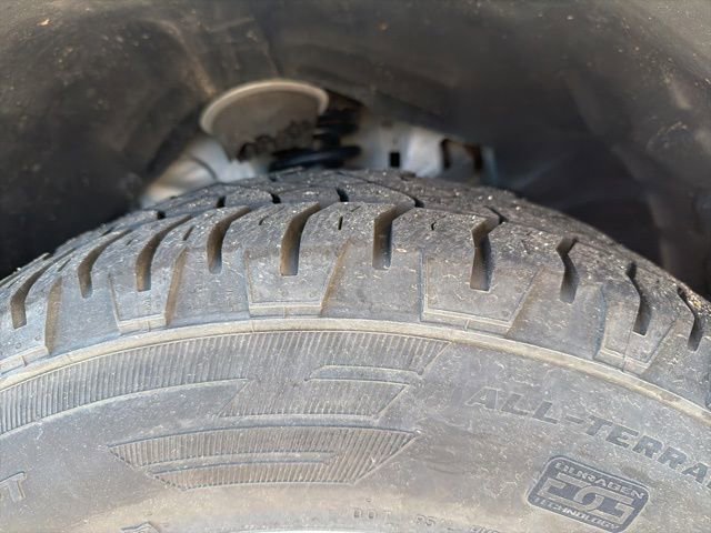 Used 2012 Jeep Liberty Sport AWD/4WD image 10