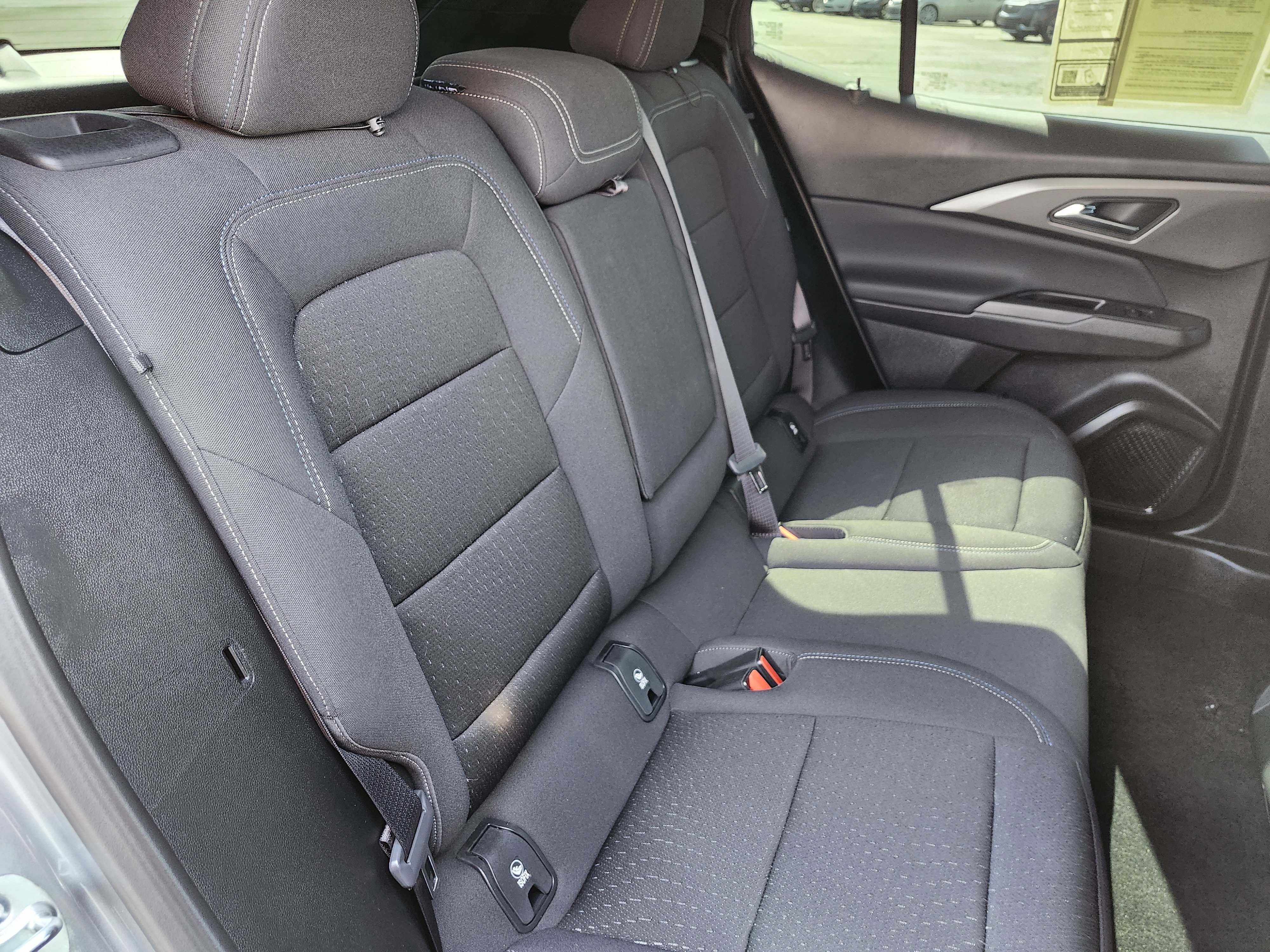 Used 2025 Chevrolet Equinox EV LT image 13