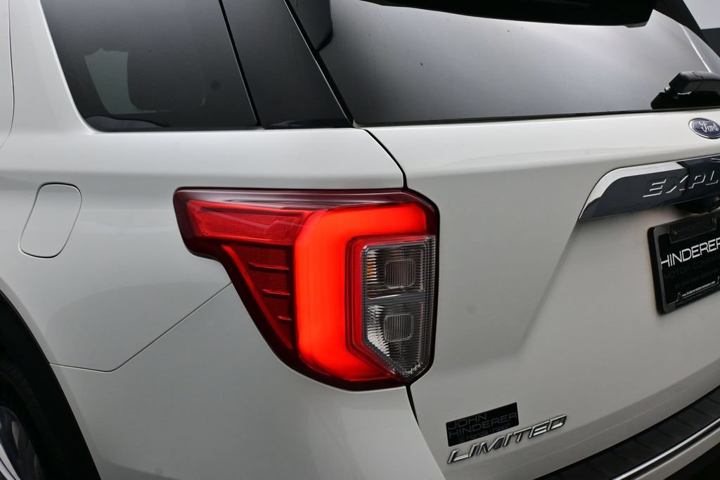 Used 2021 Ford Explorer Limited w/ Equipment Group 301A AWD/4WD image 43