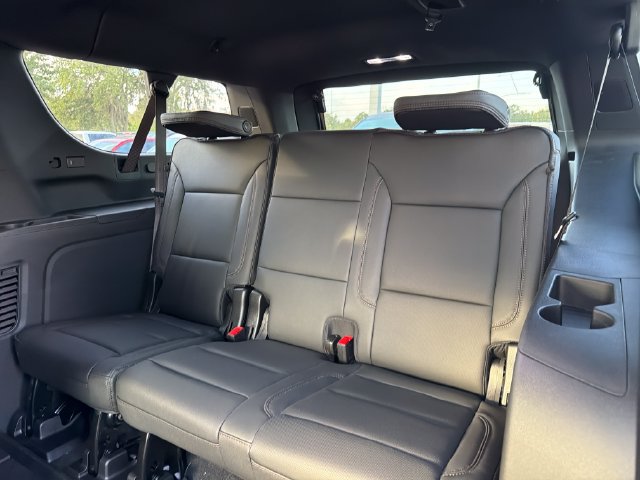 New 2026 Chevrolet Suburban High Country AWD/4WD image 21