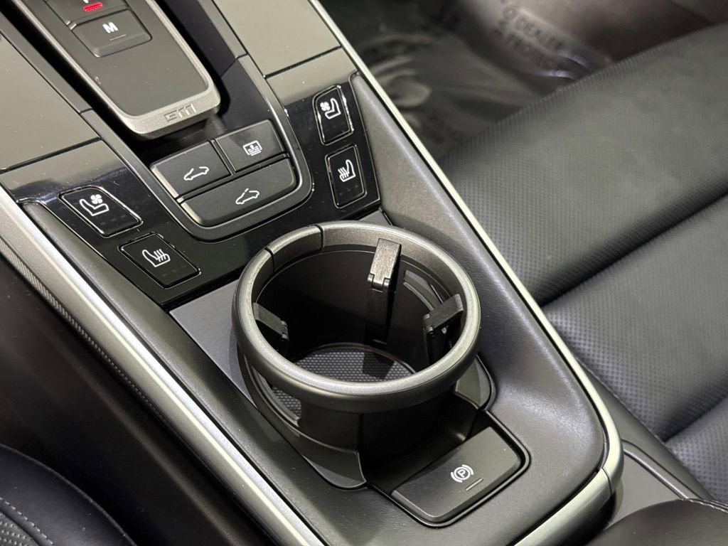 Used 2021 Porsche 911 Turbo S image 17