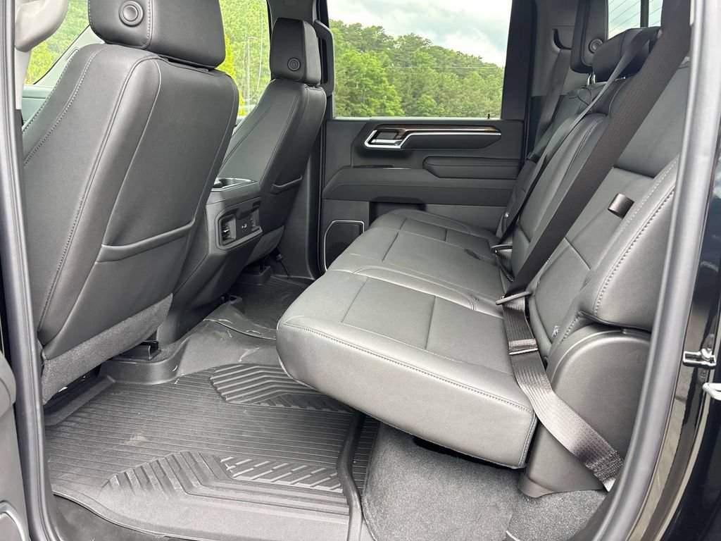 Used 2026 Chevrolet Silverado 2500 LT w/ Trail Boss Package AWD/4WD image 12