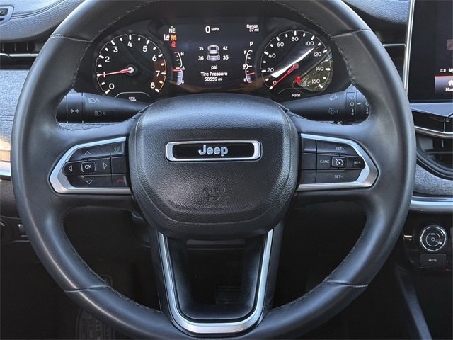 Used 2024 Jeep Compass Latitude image 10
