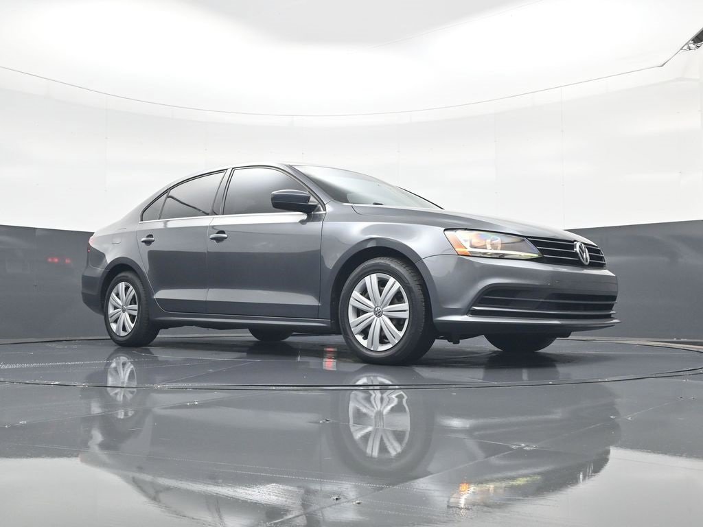 Used 2017 Volkswagen Jetta S image 16