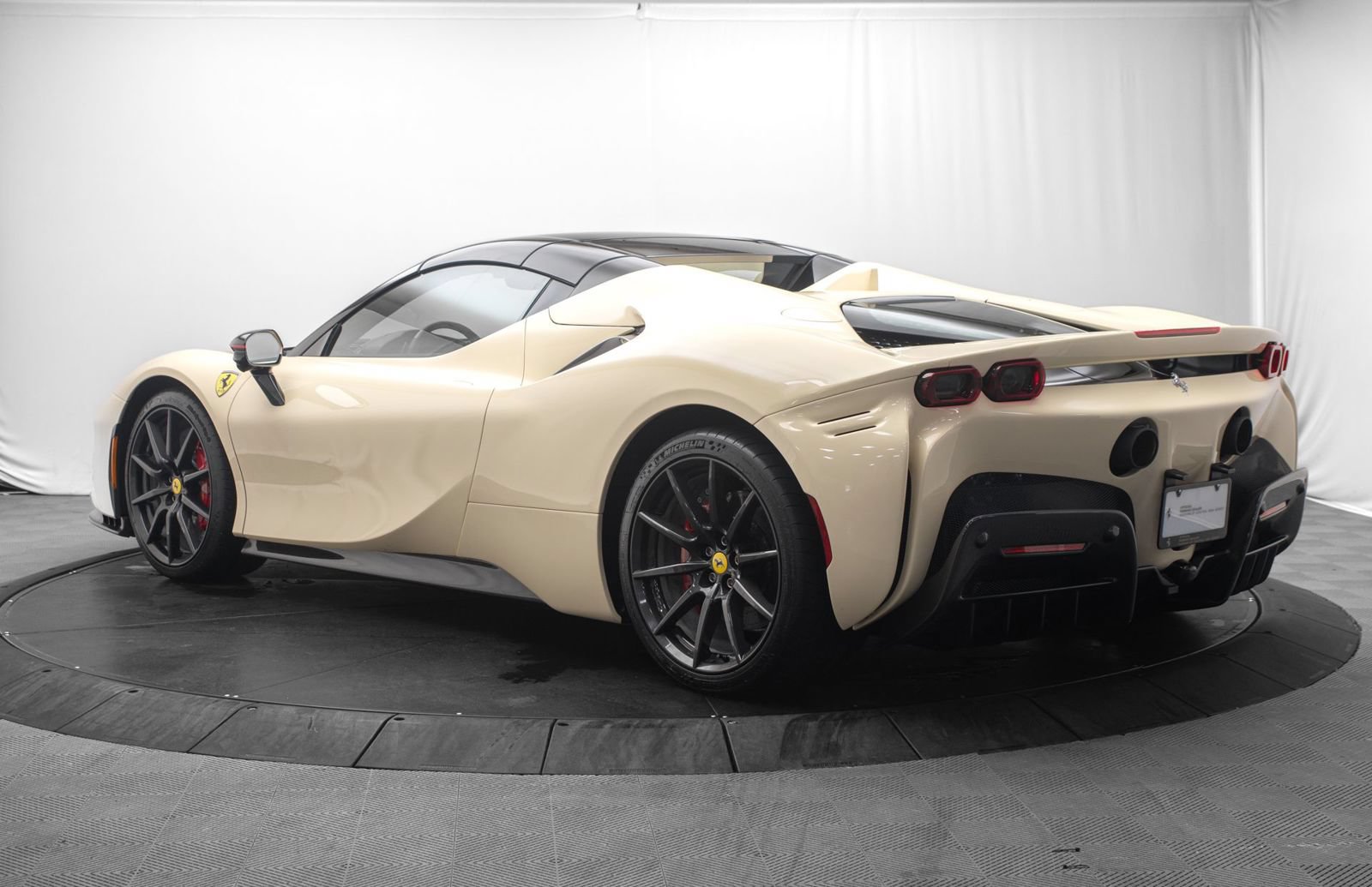 Used 2024 Ferrari SF90 Spider AWD/4WD image 14