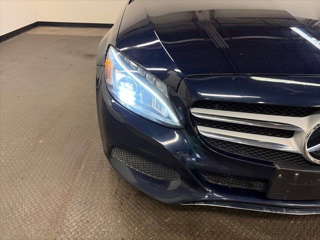 Used 2015 Mercedes-Benz C 300 4MATIC Sedan image 2