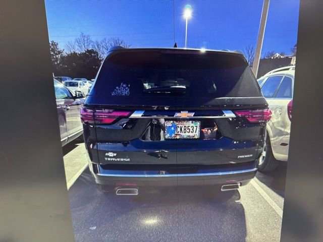 Used 2023 Chevrolet Traverse Premier image 11