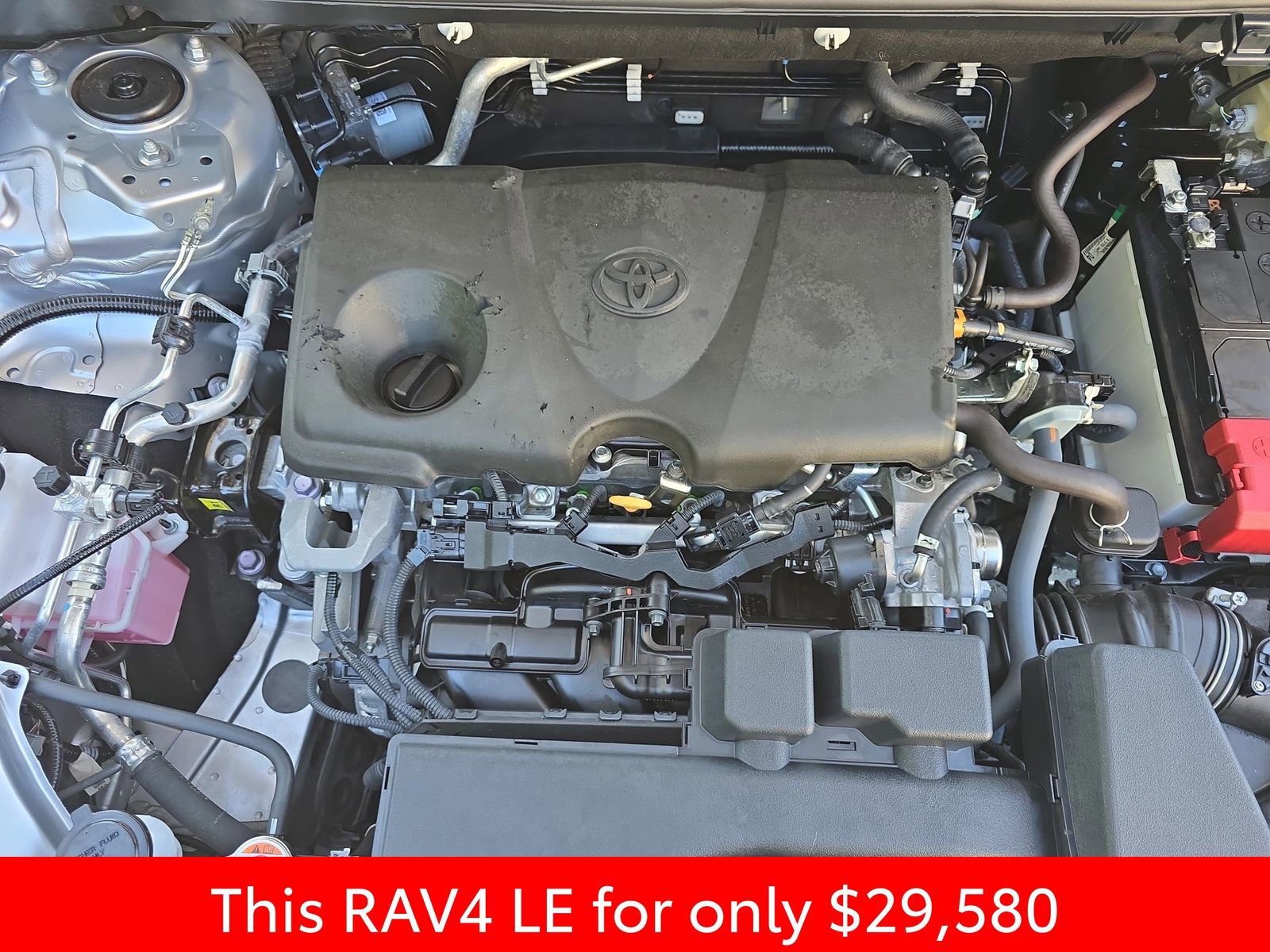 Used 2024 Toyota RAV4 LE FWD image 35