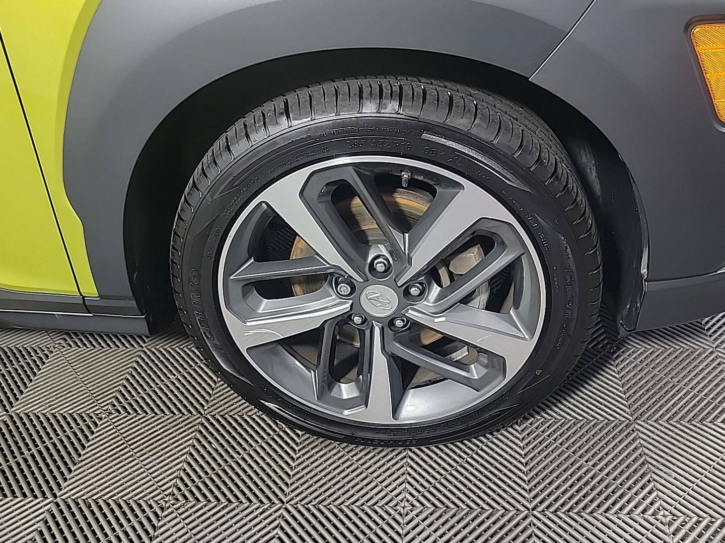 Used 2020 Hyundai Kona Ultimate FWD image 3