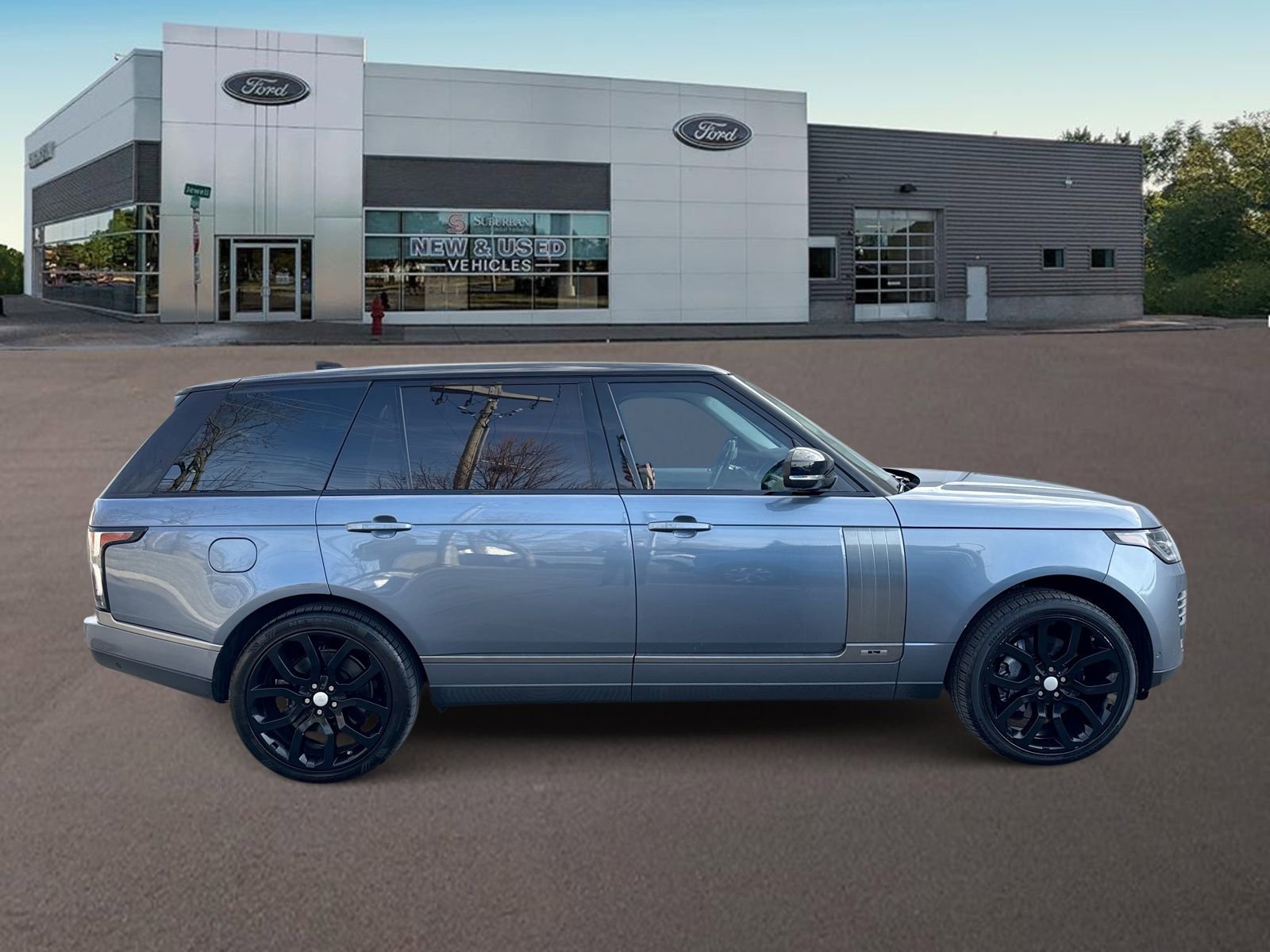 Used 2018 Land Rover Range Rover Long Wheelbase Supercharged image 11