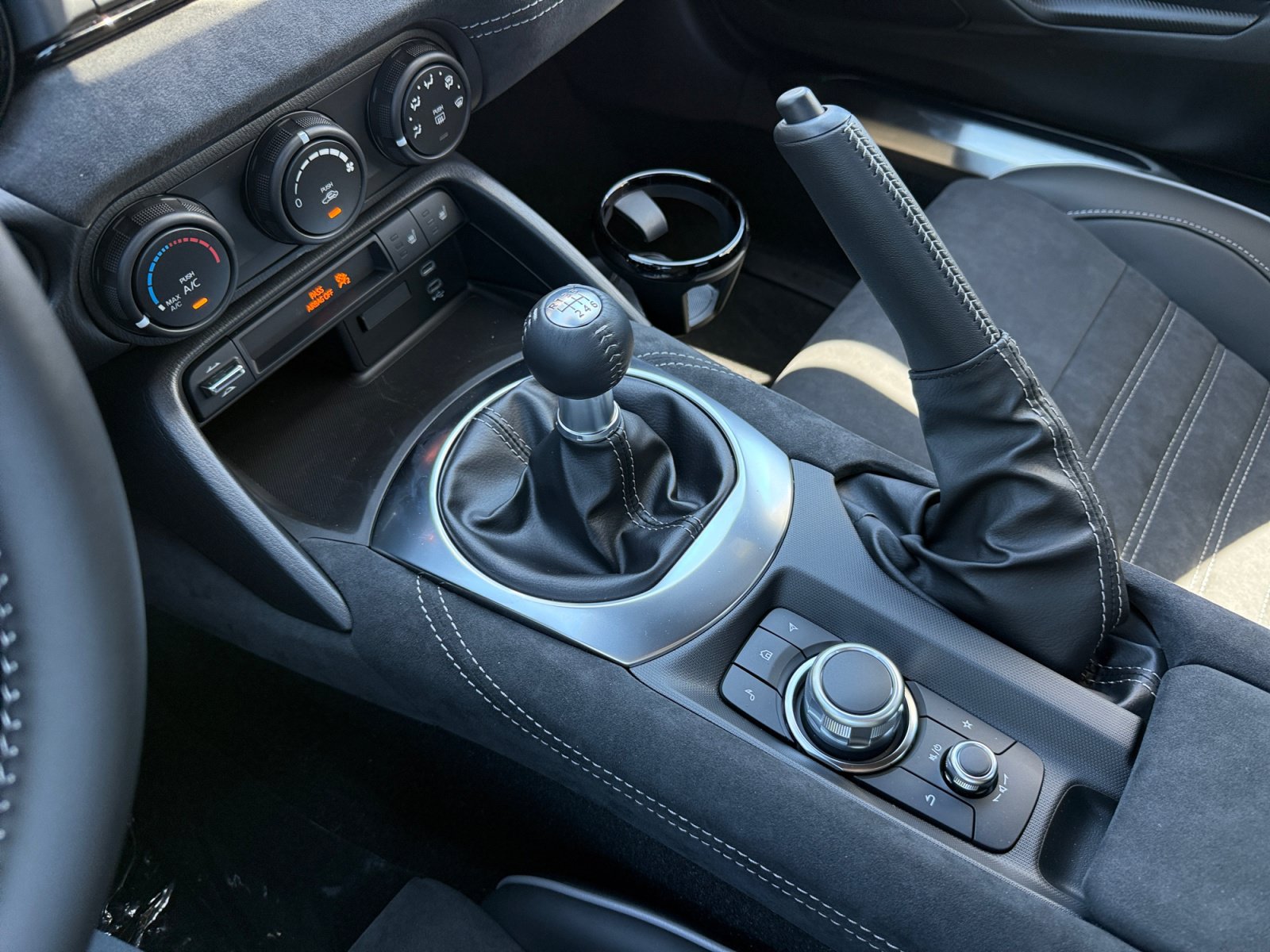 New 2026 MAZDA MX-5 Miata RF Club w/ Interior Package RWD image 13