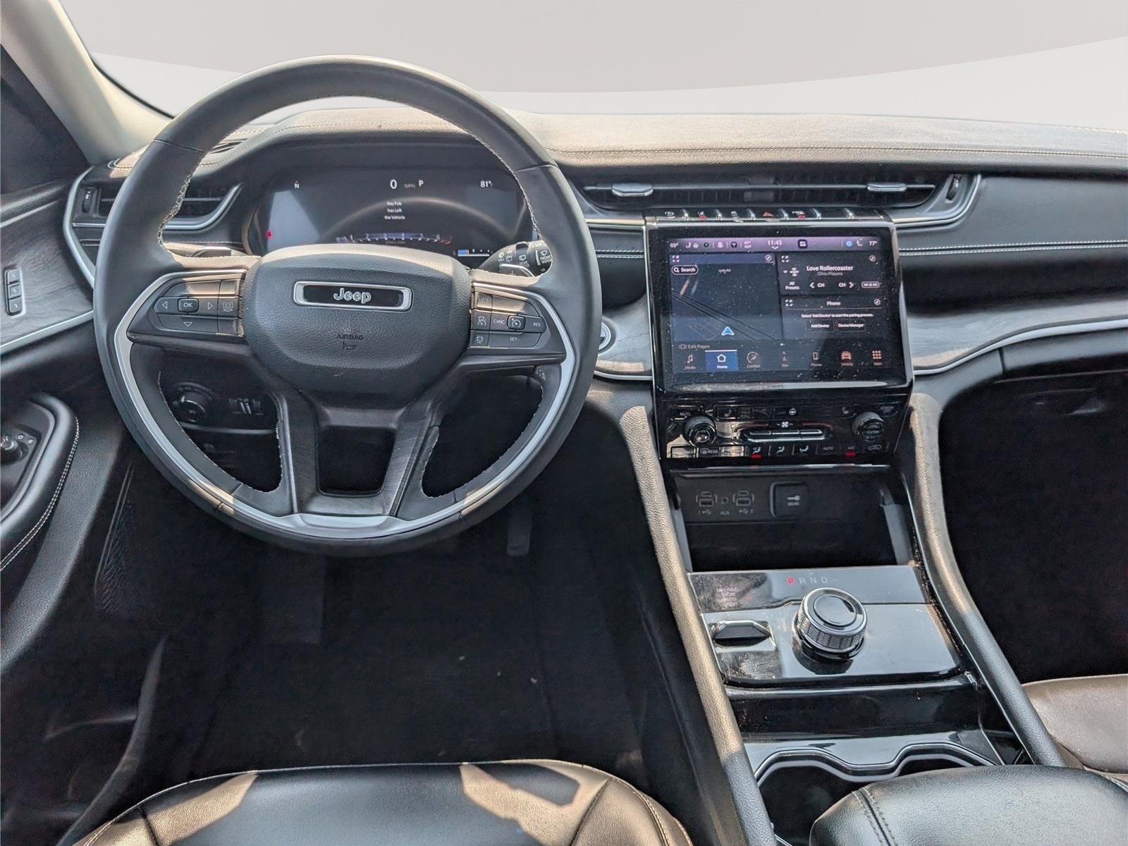 Used 2023 Jeep Grand Cherokee L Limited AWD/4WD image 18