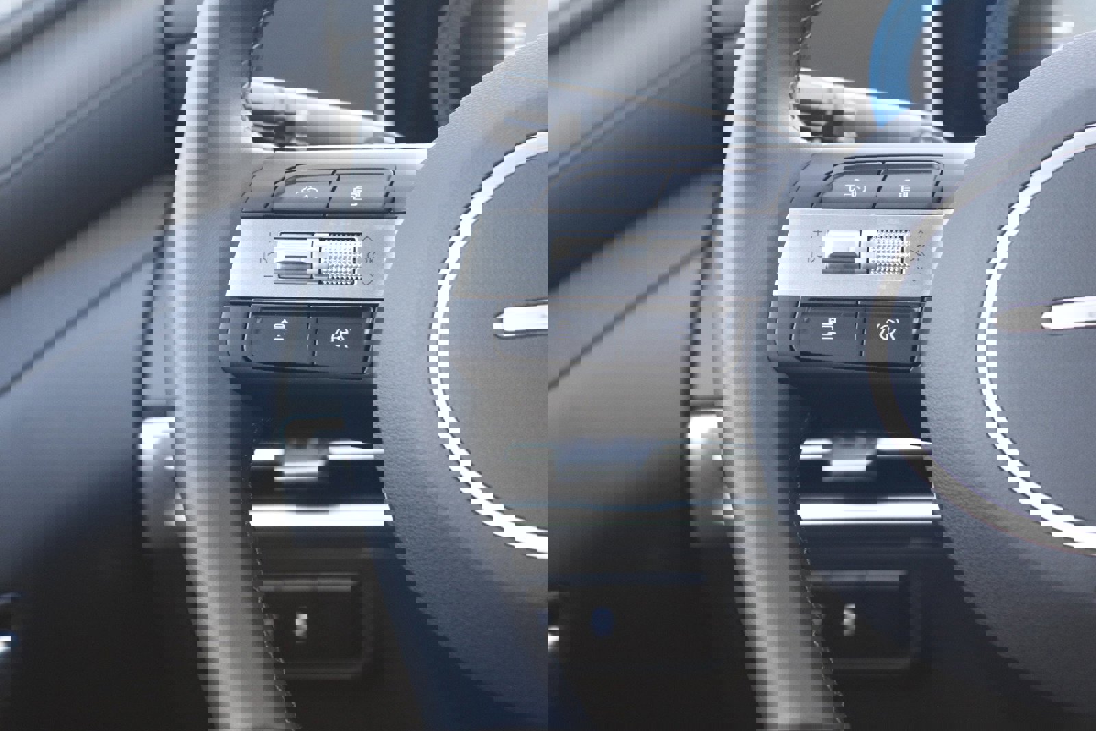 New 2025 Hyundai Tucson XRT image 21