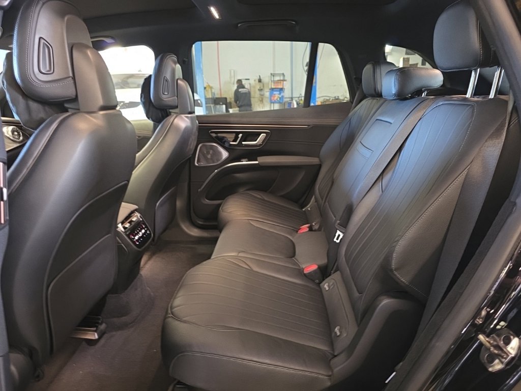 Used 2023 Mercedes-Benz EQS 450+ SUV image 5