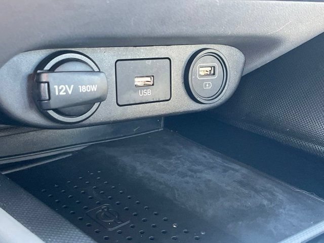 Used 2023 Hyundai Elantra SEL w/ Convenience Package FWD image 15