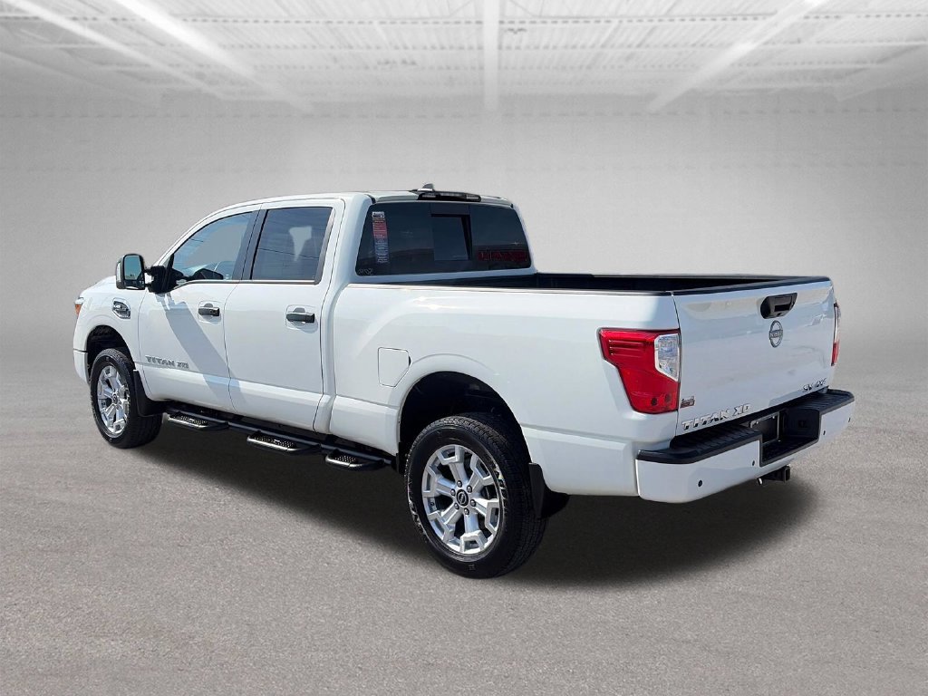 Certified 2024 Nissan Titan SV w/ SV Convenience Package AWD/4WD image 3