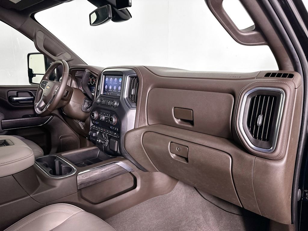 Used 2020 Chevrolet Silverado 2500 LTZ w/ LTZ Texas Edition RWD image 28