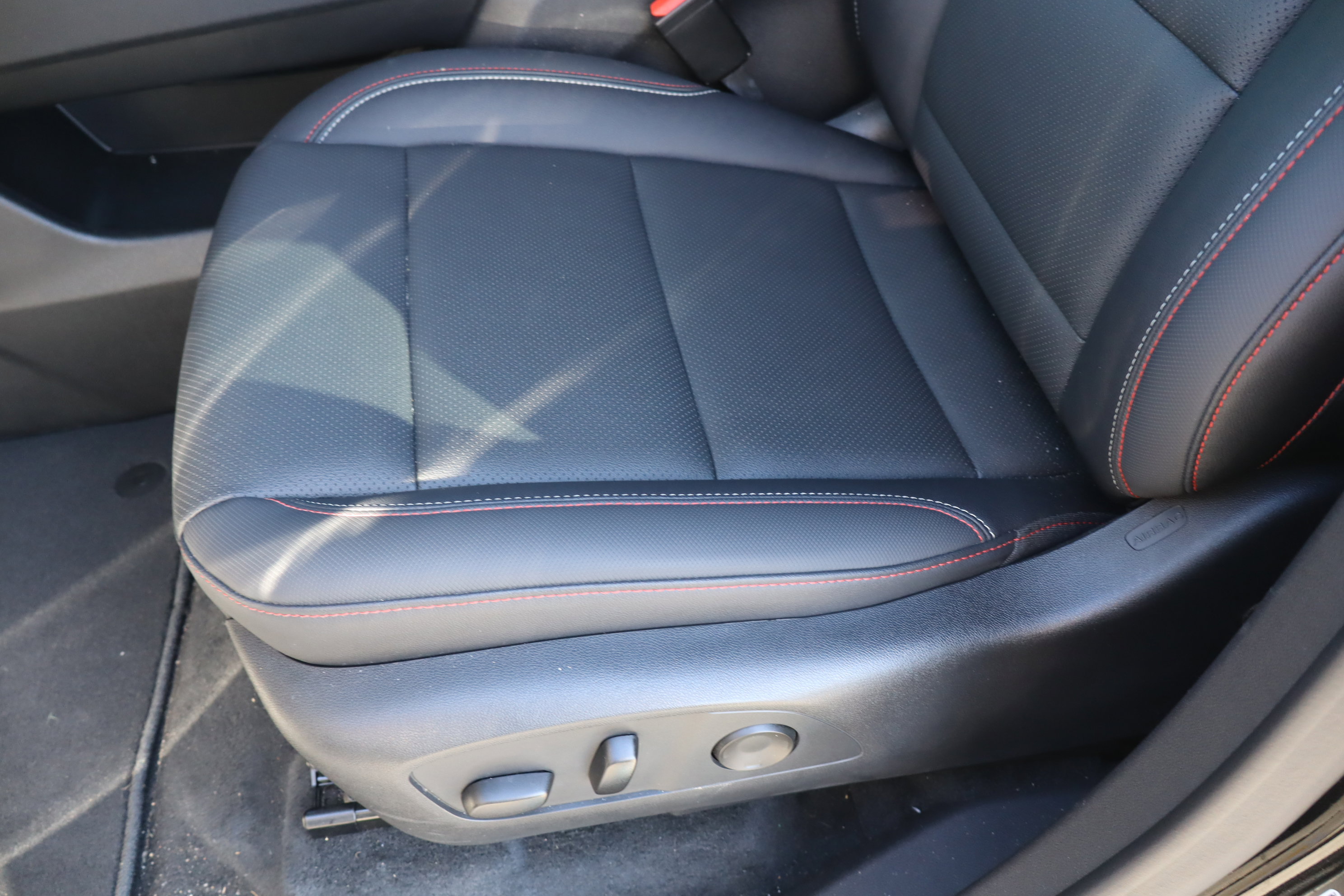 Certified 2024 Chevrolet Traverse Z71 w/ Enhanced Driving Package image 17