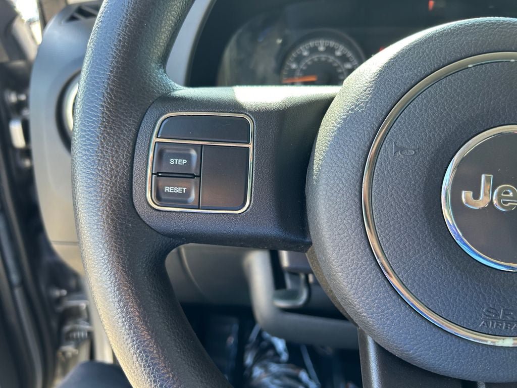 Used 2015 Jeep Patriot Sport w/ Power Value Group AWD/4WD image 15