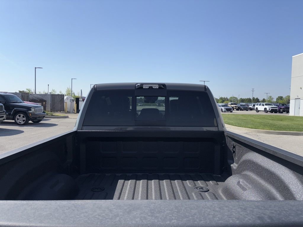 New 2026 RAM 2500 Laramie AWD/4WD image 11